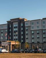 Hampton Inn & Suites by Hilton, Bolton
