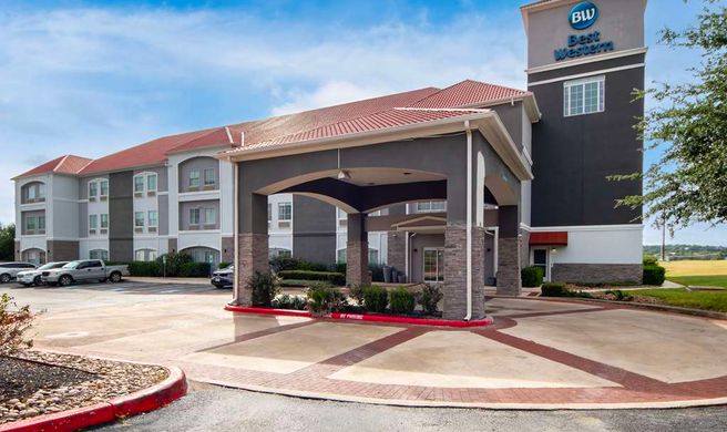 Best Western Boerne Inn & Suites Exterior