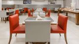 Ramada By Wyndham Campos dos Goytacazes Restaurant