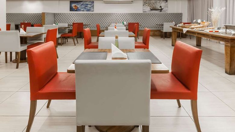 <b>Ramada By Wyndham Campos dos Goytacazes Restaurant</b>. Images powered by <a href="https://iceportal.shijigroup.com/" title="IcePortal" target="_blank">IcePortal</a>.