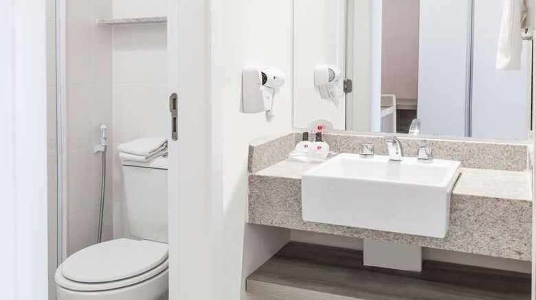 <b>Ramada By Wyndham Campos dos Goytacazes Room</b>. Images powered by <a href="https://iceportal.shijigroup.com/" title="IcePortal" target="_blank">IcePortal</a>.