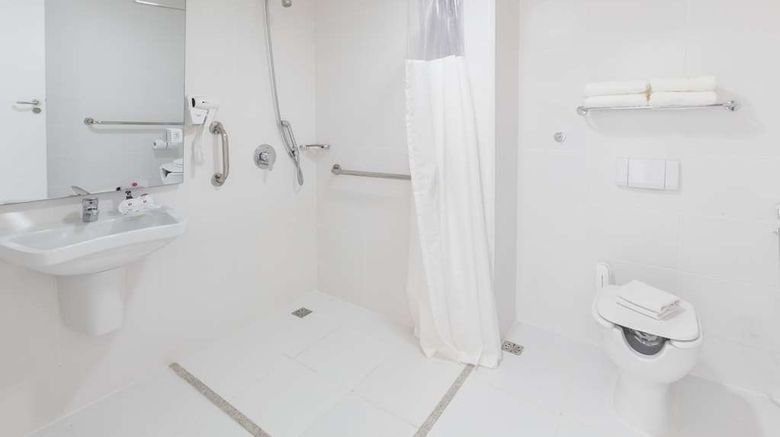 <b>Ramada By Wyndham Campos dos Goytacazes Room</b>. Images powered by <a href="https://iceportal.shijigroup.com/" title="IcePortal" target="_blank">IcePortal</a>.