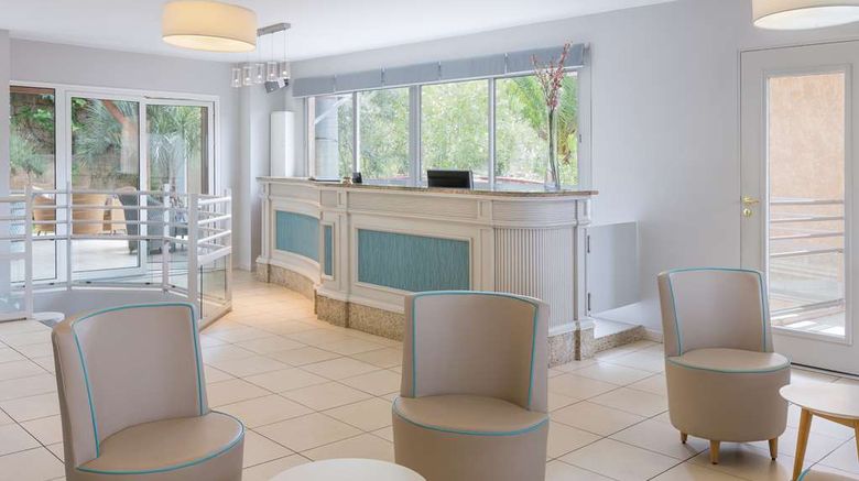 <b>Best Western Plus Hotel San Damianu Lobby</b>. Images powered by <a href="https://iceportal.shijigroup.com/" title="IcePortal" target="_blank">IcePortal</a>.