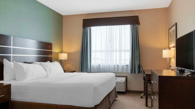 Best Western Plus Moosomin Hotel Room