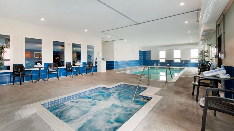 <b>Best Western Plus Moosomin Hotel Pool</b>. Images powered by <a href="https://iceportal.shijigroup.com/" title="IcePortal" target="_blank">IcePortal</a>.