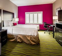 Best Western Plus Dilley Inn & Suites Room