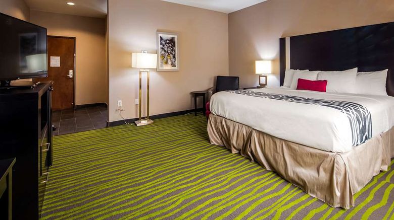 <b>Best Western Plus Dilley Inn & Suites Room</b>. Images powered by <a href="https://iceportal.shijigroup.com/" title="IcePortal" target="_blank">IcePortal</a>.
