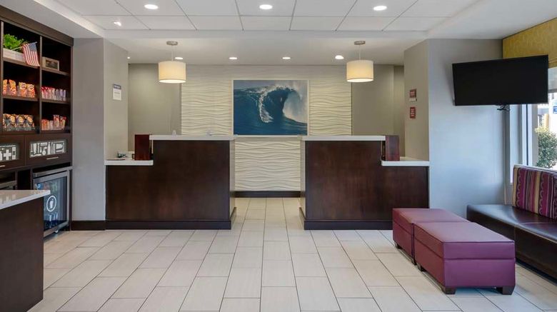 <b>Best Western Daytona Inn Seabreeze Lobby</b>. Images powered by <a href="https://iceportal.shijigroup.com/" title="IcePortal" target="_blank">IcePortal</a>.
