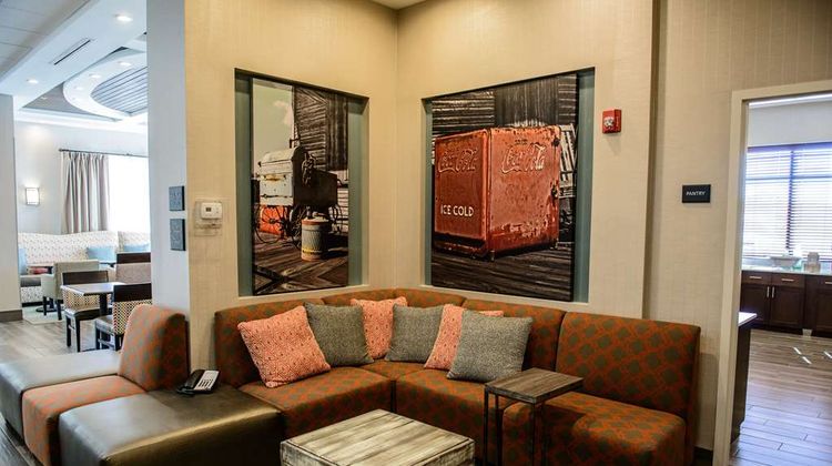 Hampton Inn Bainbridge Lobby