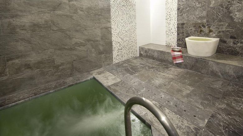 <b>Ikbal Thermal Hotel & Spa Health</b>. Images powered by <a href="https://iceportal.shijigroup.com/" title="IcePortal" target="_blank">IcePortal</a>.