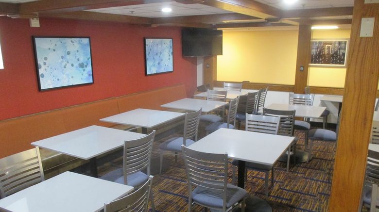 <b>Best Western Benton Harbor-St Joseph Restaurant</b>. Images powered by <a href="https://iceportal.shijigroup.com/" title="IcePortal" target="_blank">IcePortal</a>.
