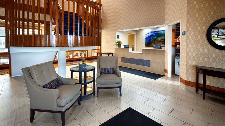 <b>Best Western Benton Harbor-St Joseph Lobby</b>. Images powered by <a href="https://iceportal.shijigroup.com/" title="IcePortal" target="_blank">IcePortal</a>.