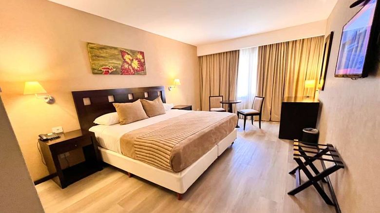 <b>Howard Johnson Funes Room</b>. Images powered by <a href="https://iceportal.shijigroup.com/" title="IcePortal" target="_blank">IcePortal</a>.