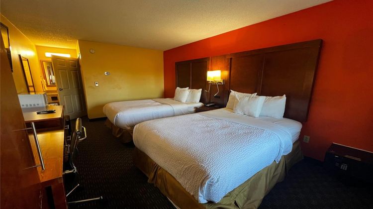 Travelodge Parsippany Room
