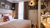 <b>Hotel Royal Madeleine Room</b>. Images powered by <a href="https://iceportal.shijigroup.com/" title="IcePortal" target="_blank">IcePortal</a>.