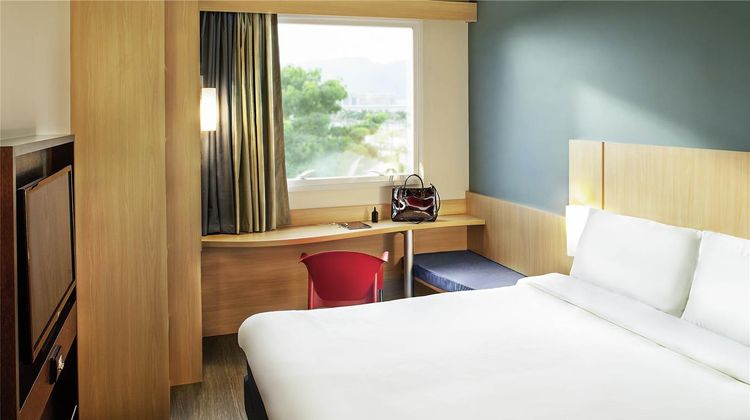 Ibis RJ Parque Olimpico Room
