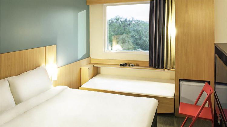 Ibis RJ Parque Olimpico Room