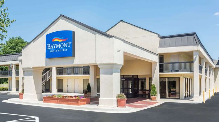 Baymont Inn & Suites Griffin Exterior