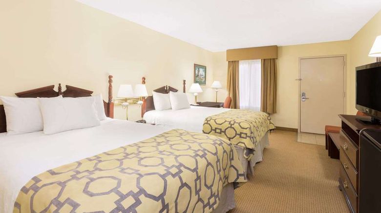 <b>Baymont Inn & Suites Griffin Room</b>. Images powered by <a href="https://iceportal.shijigroup.com/" title="IcePortal" target="_blank">IcePortal</a>.