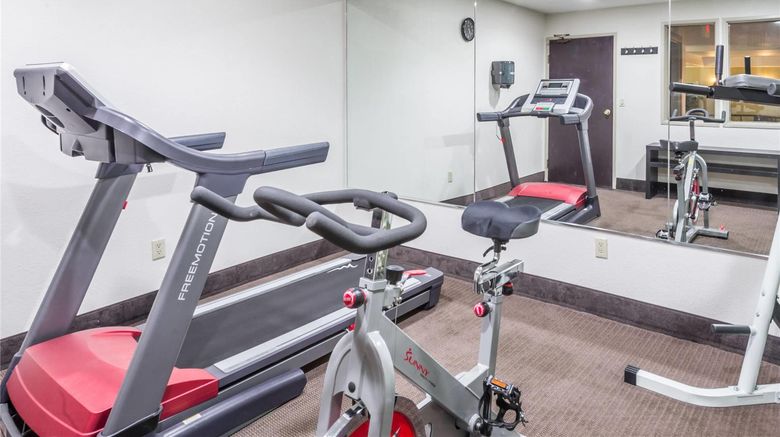 <b>Baymont Inn & Suites Pueblo Health</b>. Images powered by <a href="https://iceportal.shijigroup.com/" title="IcePortal" target="_blank">IcePortal</a>.