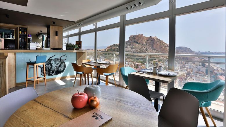<b>Hotel Alicante Gran Sol, Aff by Melia Restaurant</b>. Images powered by <a href="https://iceportal.shijigroup.com/" title="IcePortal" target="_blank">IcePortal</a>.