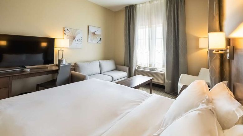 <b>Imperia Hotel & Suites Terrebonne Room</b>. Images powered by <a href="https://iceportal.shijigroup.com/" title="IcePortal" target="_blank">IcePortal</a>.