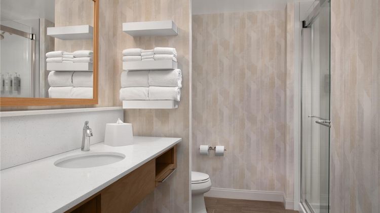 Hampton Inn & Suites Baltimore Room