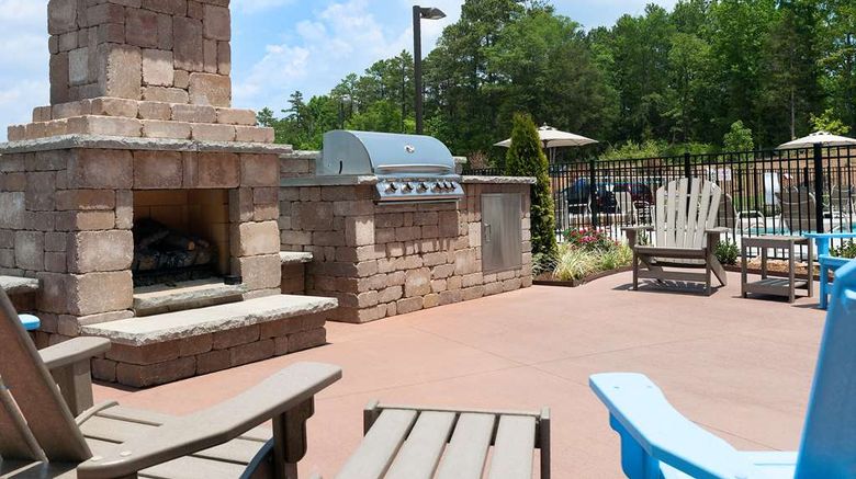 <b>Hampton Inn & Suites Fort Mill Pool</b>. Images powered by <a href="https://iceportal.shijigroup.com/" title="IcePortal" target="_blank">IcePortal</a>.