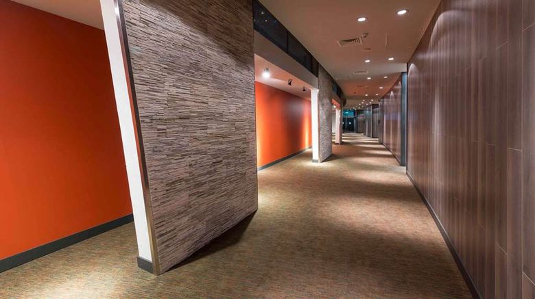 <b>Hilton Garden Inn Iquique Lobby</b>. Images powered by <a href="https://iceportal.shijigroup.com/" title="IcePortal" target="_blank">IcePortal</a>.