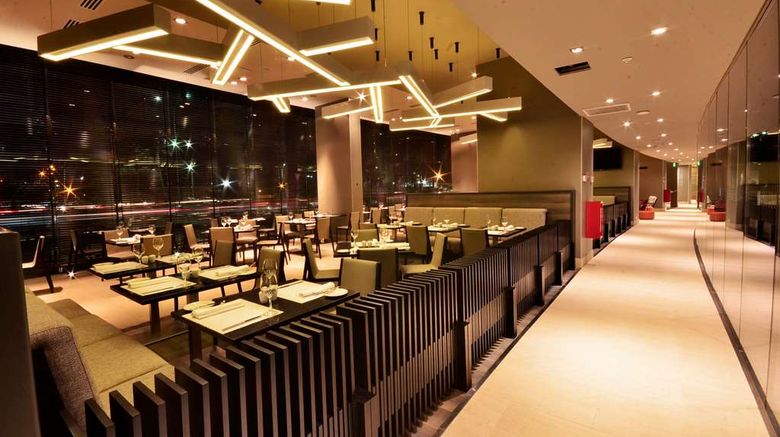 <b>Hilton Garden Inn Iquique Restaurant</b>. Images powered by <a href="https://iceportal.shijigroup.com/" title="IcePortal" target="_blank">IcePortal</a>.