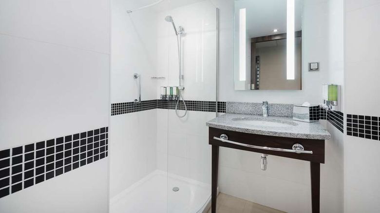 <b>Hampton by Hilton Krakow Room</b>. Images powered by <a href="https://iceportal.shijigroup.com/" title="IcePortal" target="_blank">IcePortal</a>.