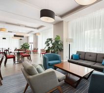 Hampton by Hilton Krakow Lobby