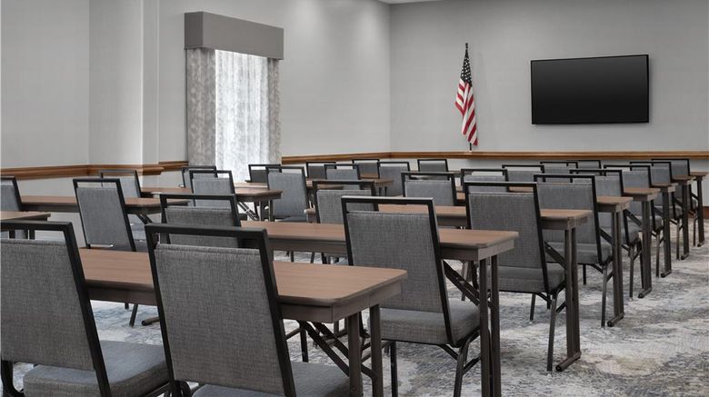 <b>Hampton Inn & Suites Vero Beach Downtown Meeting</b>. Images powered by <a href="https://iceportal.shijigroup.com/" title="IcePortal" target="_blank">IcePortal</a>.