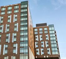 Hampton Inn & Suites Wash DC-Navy Yard Exterior