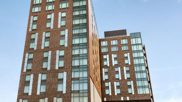Hampton Inn & Suites Wash DC-Navy Yard Exterior