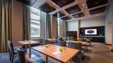 Hampton Inn & Suites Wash DC-Navy Yard Meeting