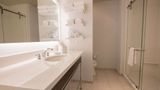 Hampton Inn & Suites Wash DC-Navy Yard Room