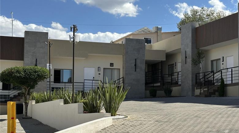 <b>Best Western Cumbres Inn Cd. Cuauhtemoc Exterior</b>. Images powered by <a href="https://iceportal.shijigroup.com/" title="IcePortal" target="_blank">IcePortal</a>.