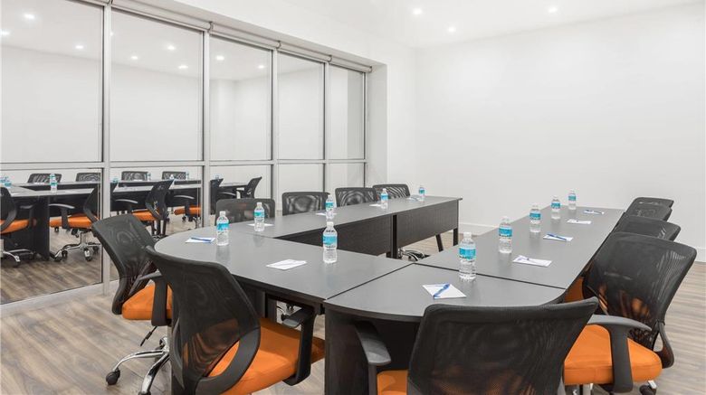 <b>TRYP by Wyndham Mexico City World Trade Meeting</b>. Images powered by <a href="https://iceportal.shijigroup.com/" title="IcePortal" target="_blank">IcePortal</a>.