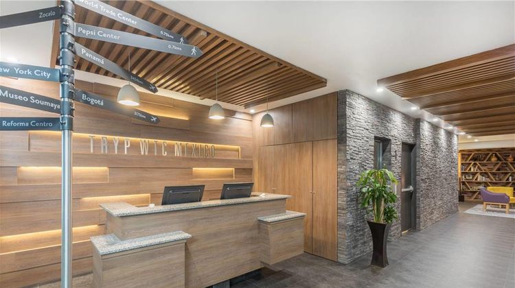 TRYP by Wyndham Mexico City World Trade Lobby