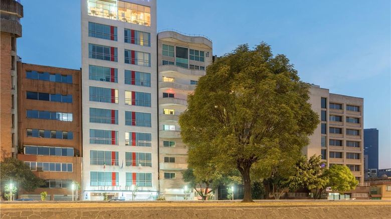 <b>TRYP by Wyndham Mexico City World Trade Exterior</b>. Images powered by <a href="https://iceportal.shijigroup.com/" title="IcePortal" target="_blank">IcePortal</a>.
