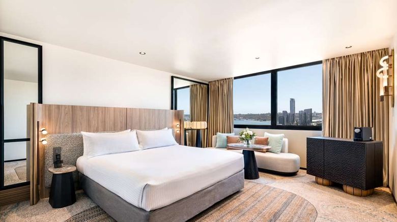 <b>Pan Pacific Perth Room</b>. Images powered by <a href="https://iceportal.shijigroup.com/" title="IcePortal" target="_blank">IcePortal</a>.