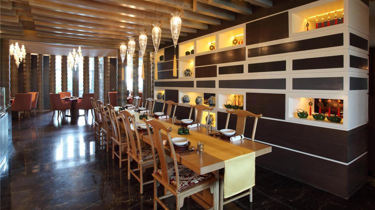 Hyatt Regency Ahmedabad Restaurant
