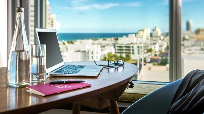 <b>Hyatt Centric South Beach Miami Room</b>. Images powered by <a href="https://iceportal.shijigroup.com/" title="IcePortal" target="_blank">IcePortal</a>.