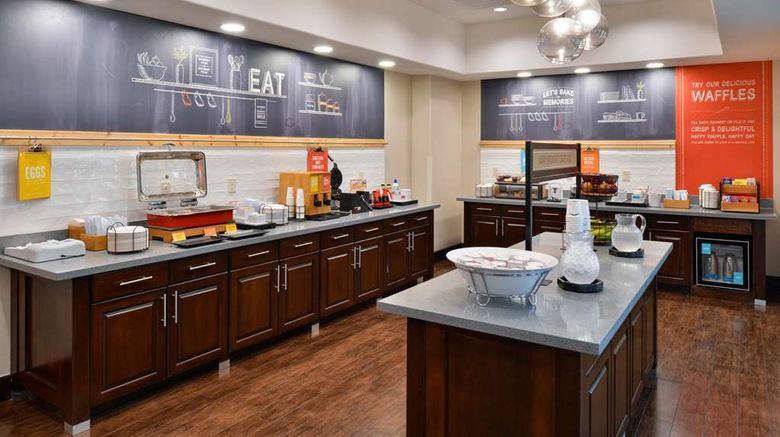 <b>Hampton Inn & Suites Hutto Restaurant</b>. Images powered by <a href="https://iceportal.shijigroup.com/" title="IcePortal" target="_blank">IcePortal</a>.