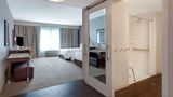 <b>Hampton Inn & Suites Detroit/Troy Room</b>. Images powered by <a href="https://iceportal.shijigroup.com/" title="IcePortal" target="_blank">IcePortal</a>.