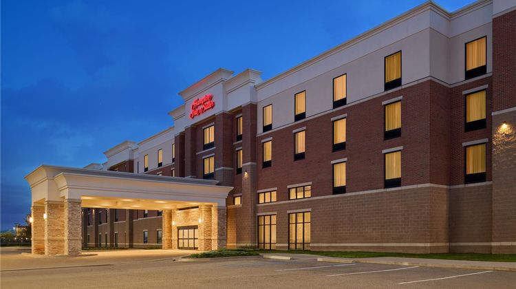 Hampton Inn & Suites Detroit/Troy Exterior