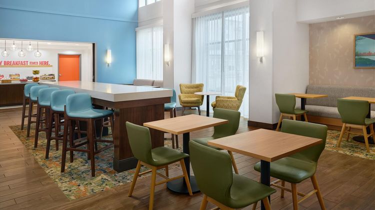 Hampton Inn & Suites Detroit/Troy Restaurant