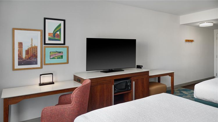 Hampton Inn & Suites Detroit/Troy Room