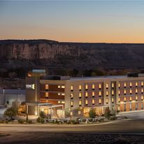 Home2 Suites by Hilton-Farmington